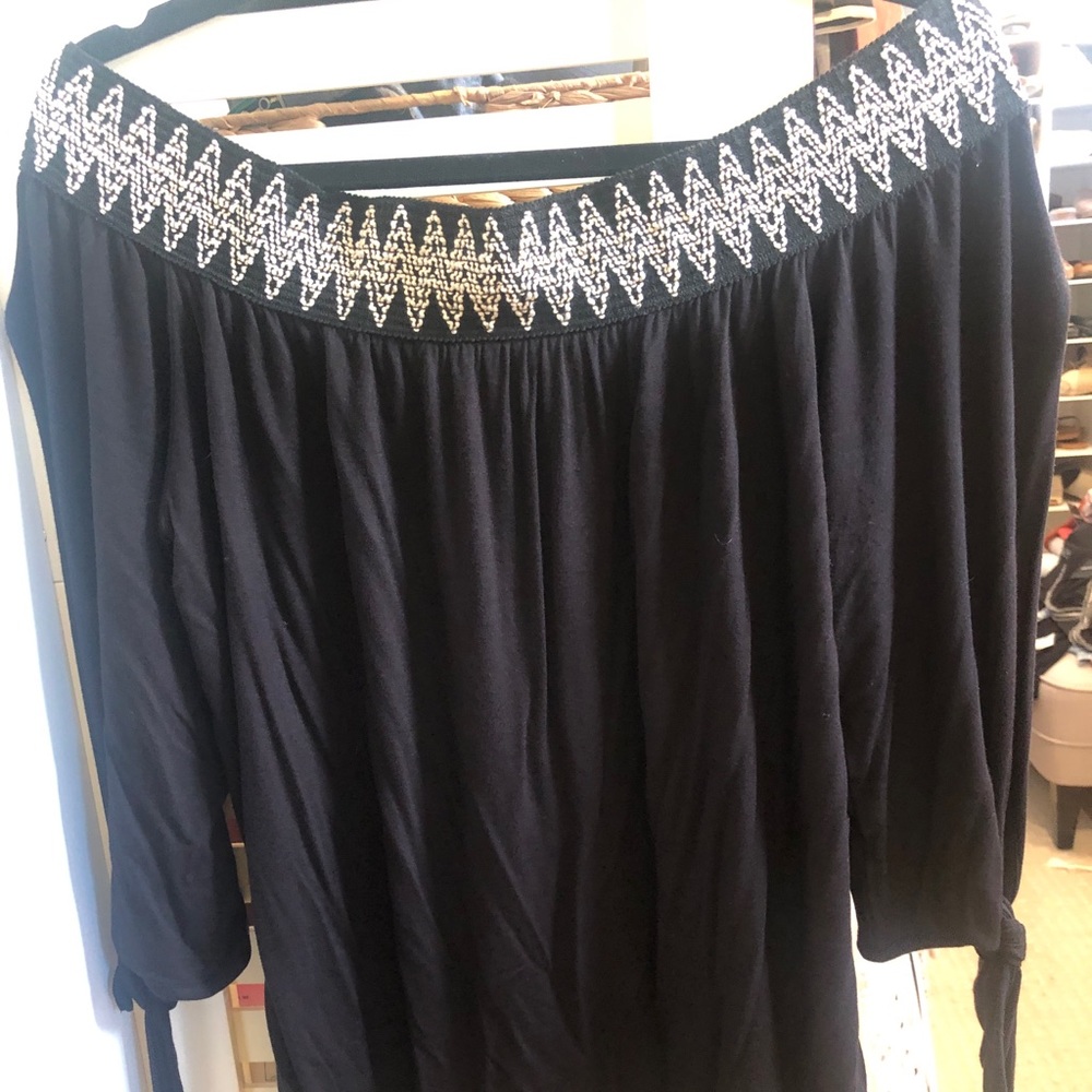 Off the shoulder top with cream stitching